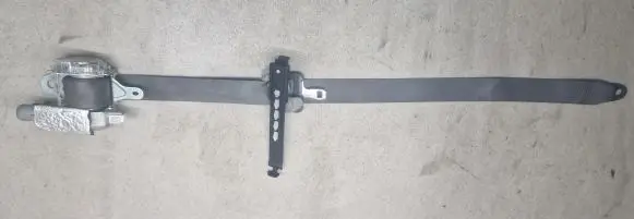 Toyota Prius (XW20) Front seatbelt 7L8230P