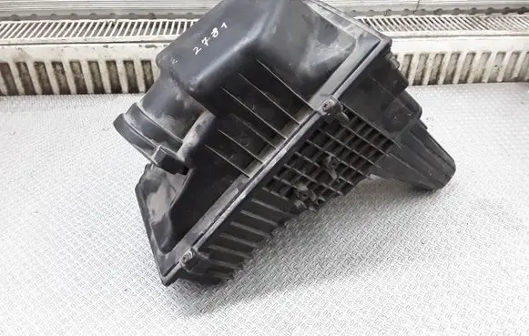Peugeot 807 Air filter box 9629040380