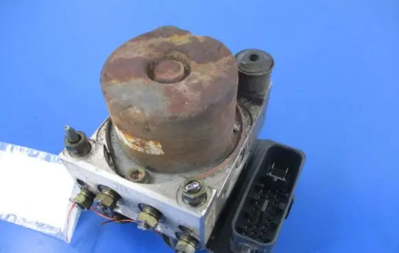 Mazda 323 ABS Pump BJ2E437A0