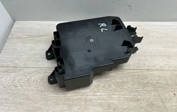 Porsche Cayenne (9Y0 9Y3) Other interior part 4M4907368A