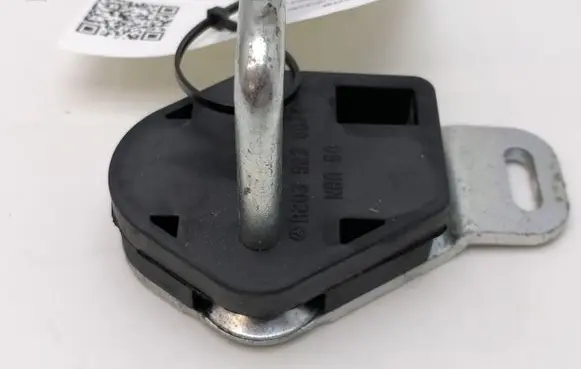 Mercedes-Benz C W203 Seat back rest lock catch A2039230074