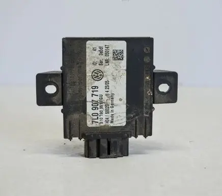 Volkswagen Touareg I Other devices 7L0907719
