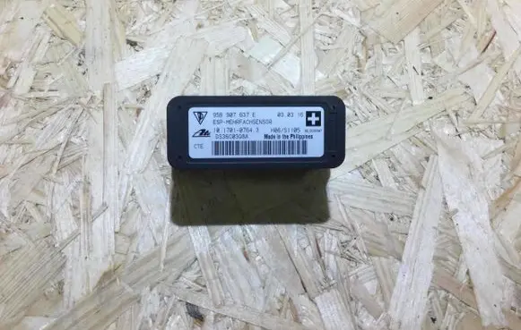 Porsche Macan (95B) ESP acceleration yaw rate sensor 95B907637E DS36C03Q8A