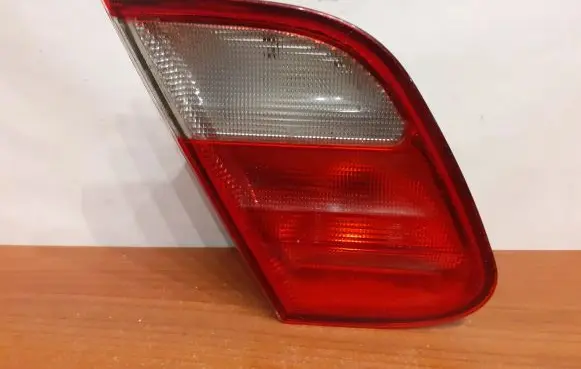 Mercedes-Benz CLK A208 C208 Tailgate rear/tail lights 2088200564 12215
