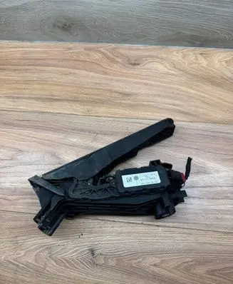 Volkswagen Caddy Accelerator throttle pedal 2K5721503E 6PV00868930