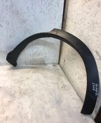 Mitsubishi Eclipse Cross Rear arch trim 7400a511