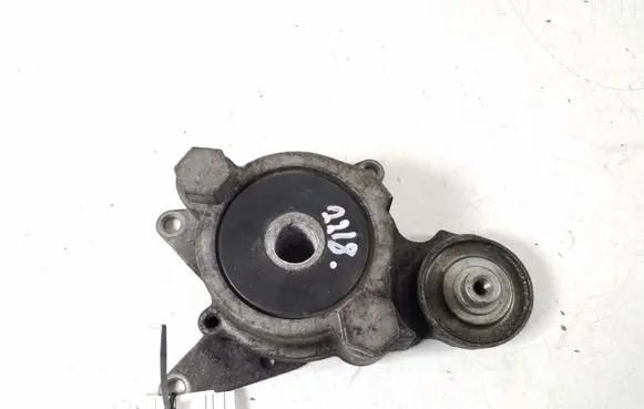 Toyota Auris 150 Timing belt/chain tensioner 16620-0R010