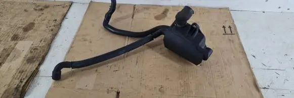 Volvo S40, V40 Oil breather separator 1271988