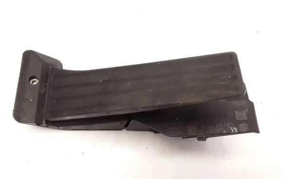 BMW 1 E81 E87 Accelerator throttle pedal 35426786589 6786589