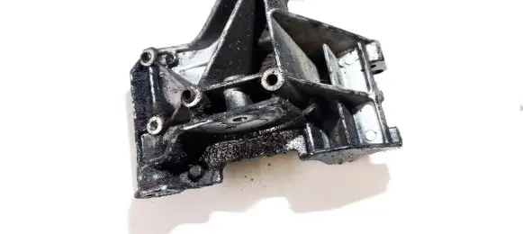 Citroen C5 Engine mounting bracket 9643834880 96348179