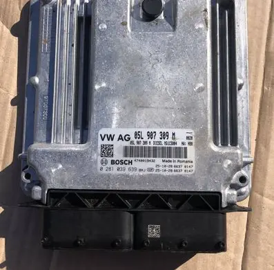 Volkswagen T-Roc Engine control unit/module 05L907309M 0281039639
