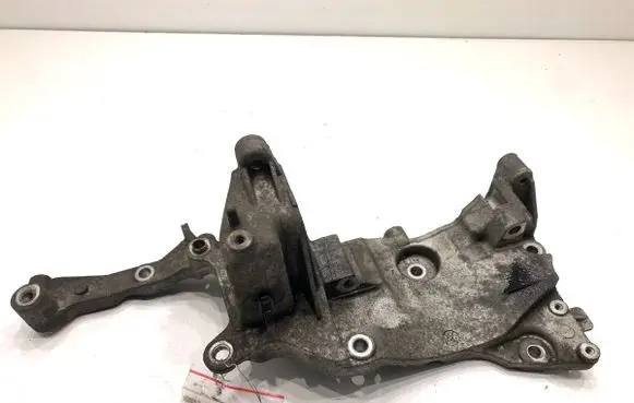 Peugeot 508 Generator/alternator bracket 9804333180