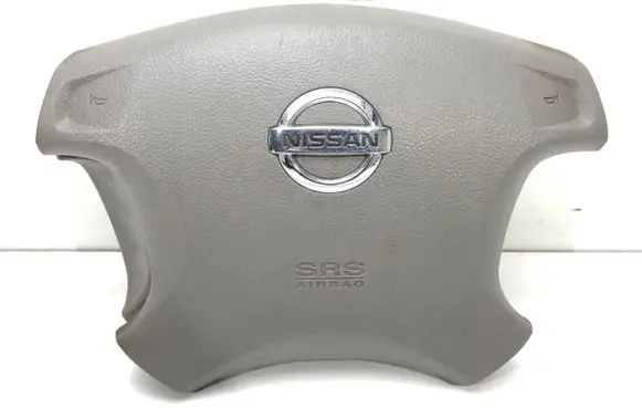Nissan Altima Steering wheel airbag 