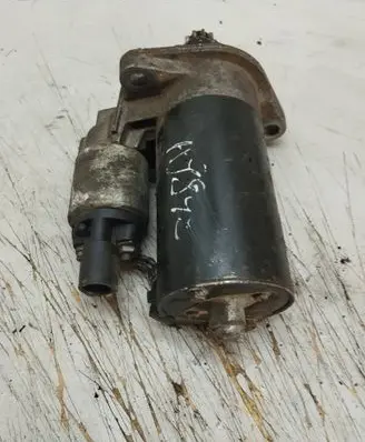 Volkswagen Touran I Starter motor 0986020260