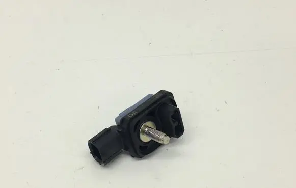 Toyota RAV 4 (XA50) Airbag deployment crash/impact sensor 8983A33010