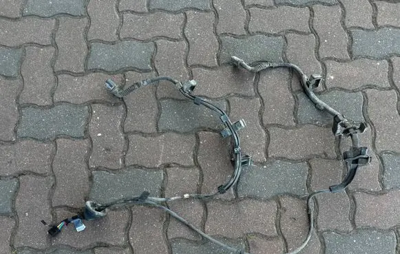 BMW 5 F10 F11 Handbrake wiring loom/harness 9247944 513677C01 EE751Z