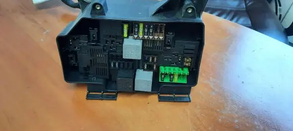 Mercedes-Benz E W213 Fuse box set E8114618