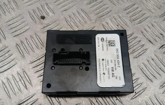 Audi Q3 8U Keyless (KESSY) go control unit/module 5K0959434E