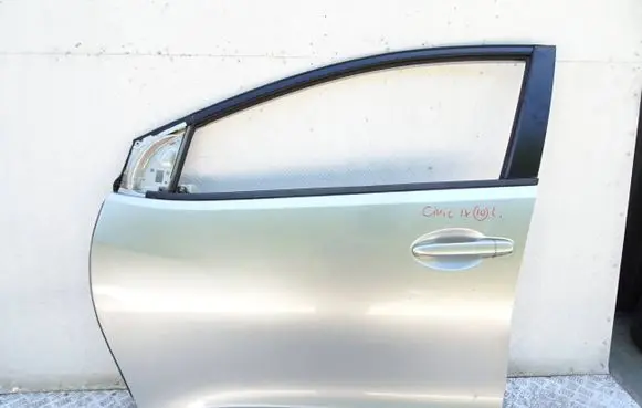 Honda Civic IX Front door