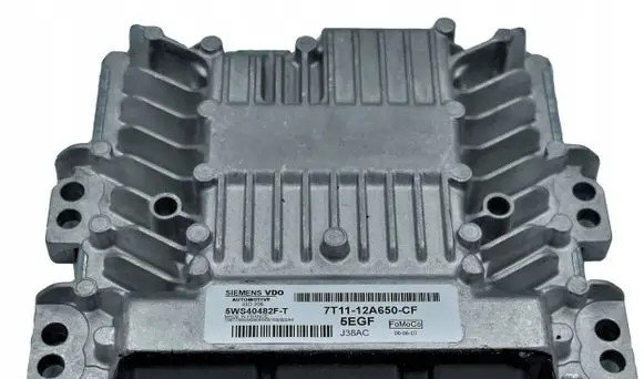 Ford Focus Engine control unit/module 5WS40482FT 7T1112A650CF 5EGF
