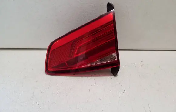 Volkswagen PASSAT B8 Tailgate rear/tail lights 195268 E13927