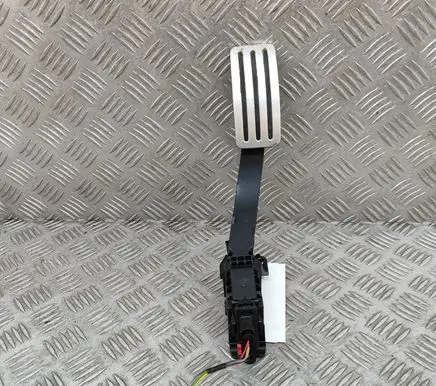 Tesla Model Y Accelerator throttle pedal 6PV01402110