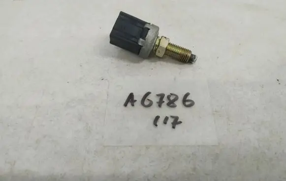 Toyota Yaris Brake pedal sensor switch