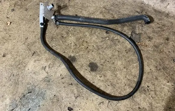 Mercedes-Benz SL R230 Engine coolant pipe/hose A2308323794