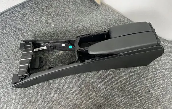 Mercedes-Benz C W204 Panel drawer/shelf pad 