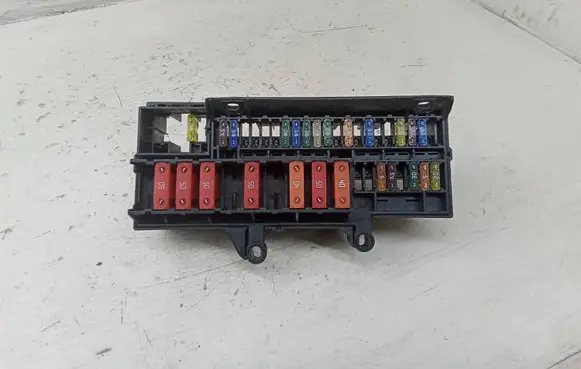 BMW 7 E65 E66 Fuse module 6900582
