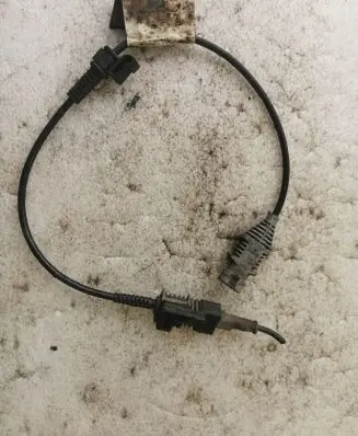 Opel Zafira B Front ABS sensor wiring 13118565