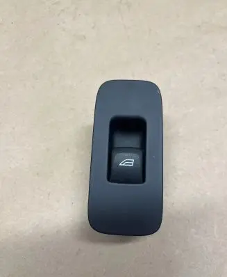 Volvo V40 Electric window control switch 31334569