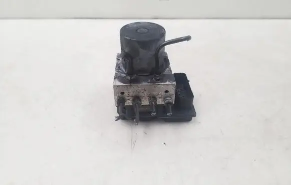 BMW 5 E60 E61 ABS Pump 6769707