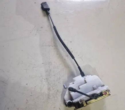 Renault Laguna II Front door lock 000662