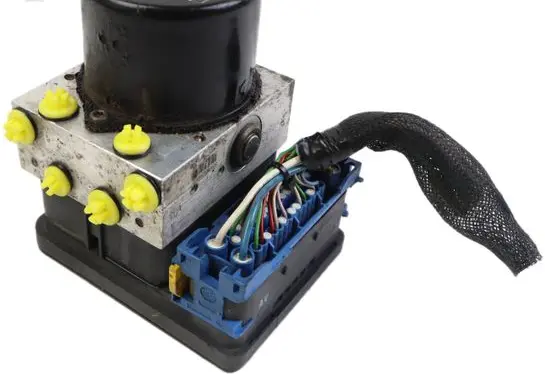 Peugeot 206 ABS Pump 9649026780 10096011223