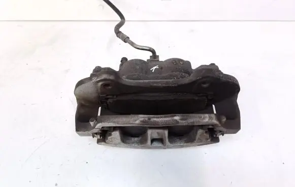 Chrysler Town & Country V Front brake caliper
