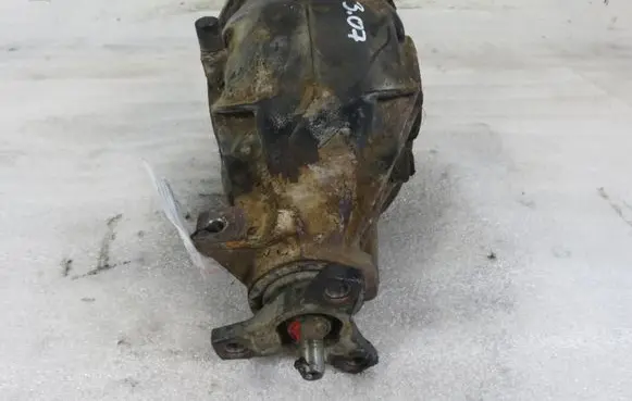 Mercedes-Benz C W203 Rear differential A2033510008
