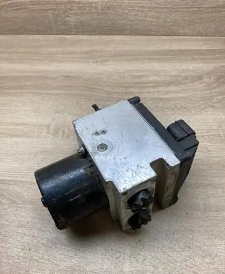 Volkswagen PASSAT B6 ABS Pump 3C0614109D 16431502C