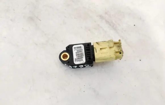 Toyota Verso Airbag deployment crash/impact sensor 8983105020 89831-05020