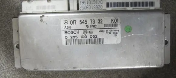Mercedes-Benz E W210 ESP (stability system) control unit 0175457332 0265109052