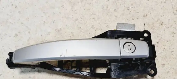 Opel Zafira B Front door exterior handle 24463523 124062 MFCDATE