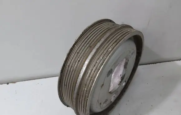 BMW 5 F10 F11 Crankshaft pulley 7570264