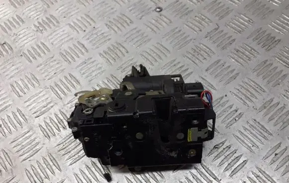 Seat Leon (1M) Rear door lock BRAK