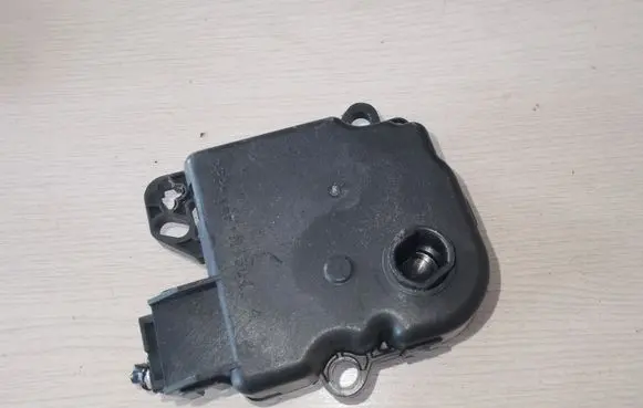 Nissan Quest Air flap motor/actuator VP5ASH19E616AA