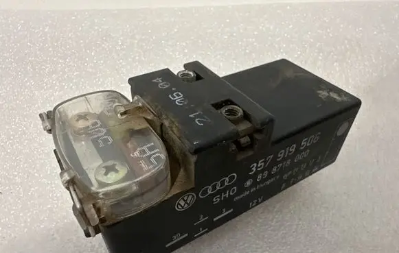 Volkswagen Sharan Coolant fan relay 357919506 898718000