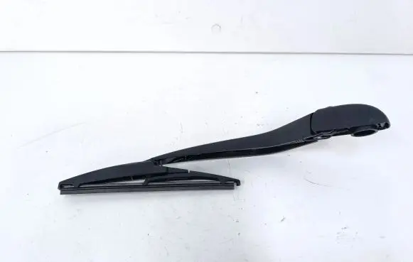 Toyota Prius c Rear wiper blade arm 06964
