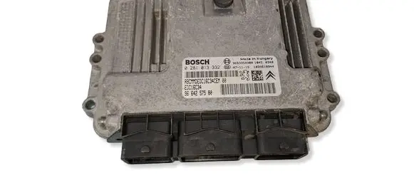 Citroen C4 II Engine control unit/module 0281013332 9653958980 9664257580