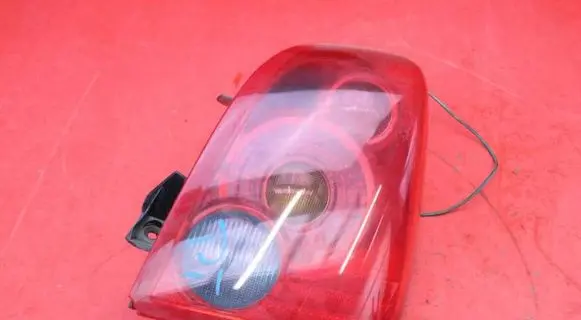 Nissan Primera Rear/tail lights 89025260