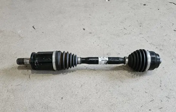 BMW X4M F98 Front driveshaft 8643183