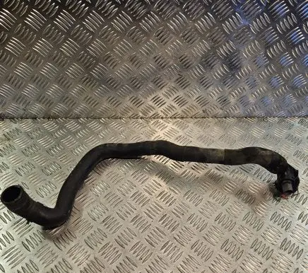 Volkswagen Golf V Engine coolant pipe/hose